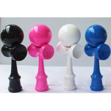 Kendama en bois avec poignée colorée